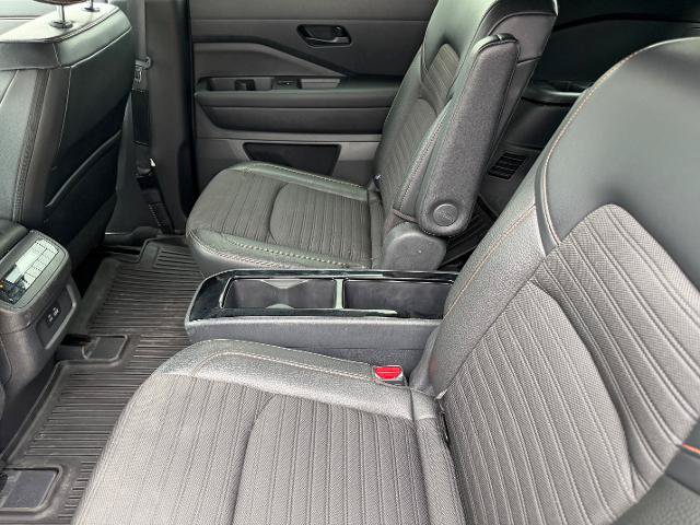 Used 2023 Nissan Pathfinder Rock Creek AWD/4WD image 10