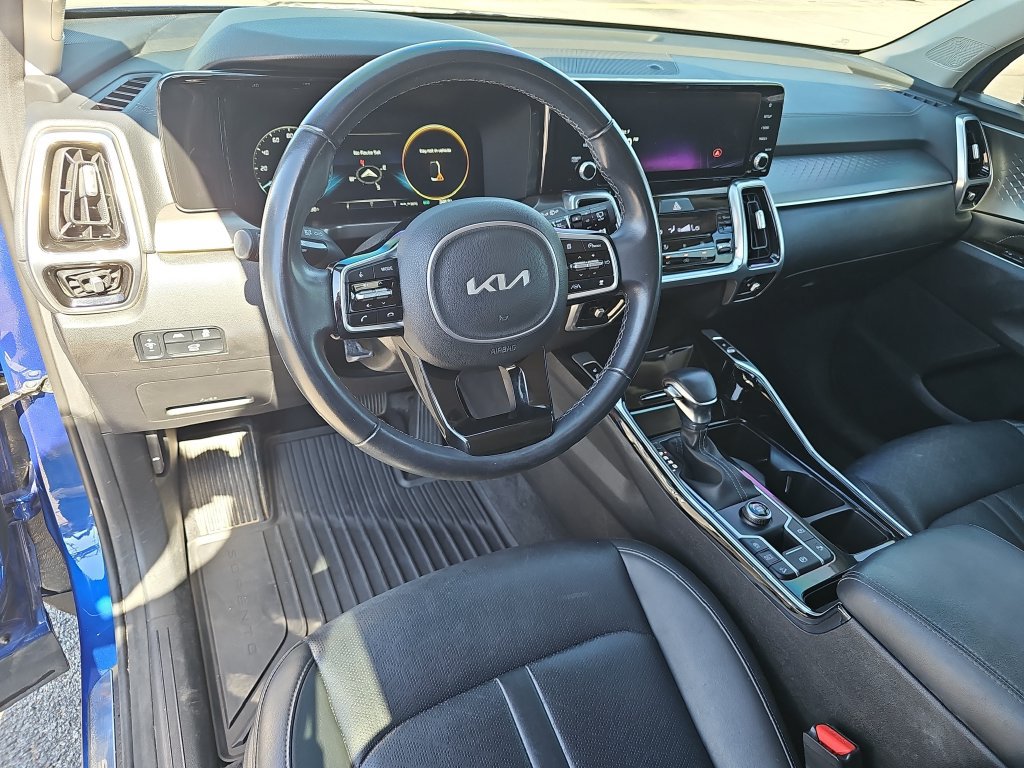 Used 2023 Kia Sorento SX FWD image 16