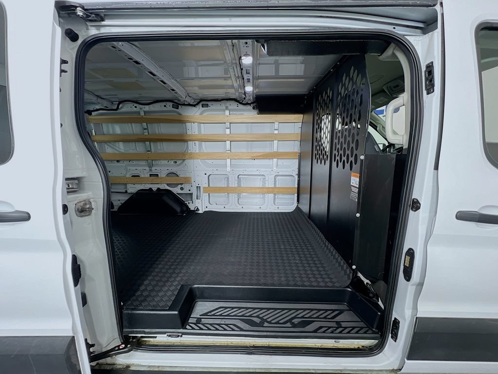 Certified 2025 Ford Transit 250 Low Roof w/ Exterior Upgrade Package RWD image 23