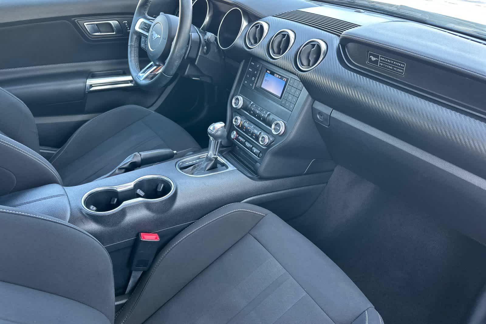 Certified 2020 Ford Mustang Coupe RWD image 16
