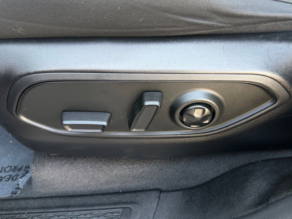 Used 2021 Jeep Grand Cherokee L Laredo w/ Luxury Tech Group I image 18