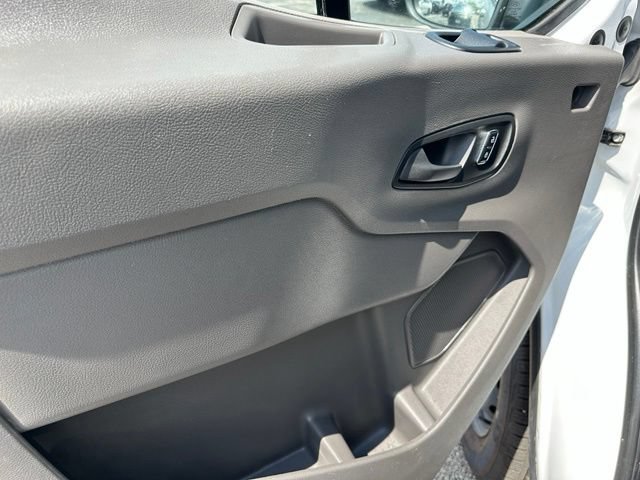 Certified 2023 Ford E-Transit Medium Roof RWD image 15