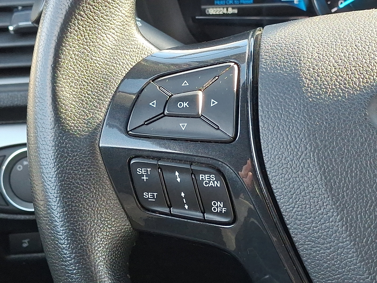 Certified 2018 Ford Explorer XLT w/ Equipment Group 202A image 23