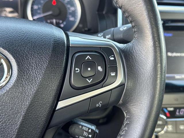 Used 2017 Toyota Camry XLE image 11