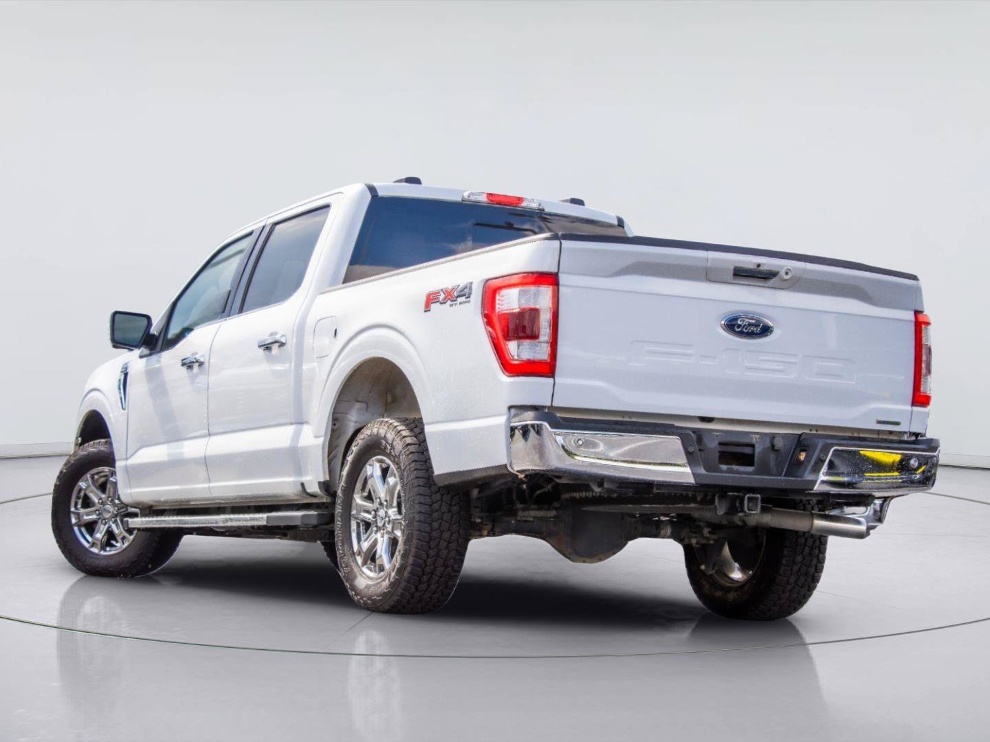 Certified 2023 Ford F150 Lariat w/ Trailer Tow Package AWD/4WD image 3