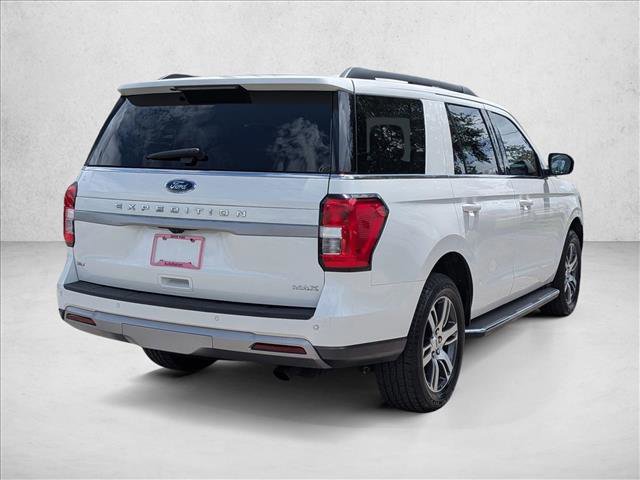 Certified 2023 Ford Expedition XLT RWD image 5
