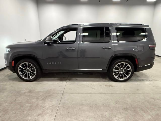 Used 2022 Jeep Wagoneer Series III w/ Premium Group I AWD/4WD image 9