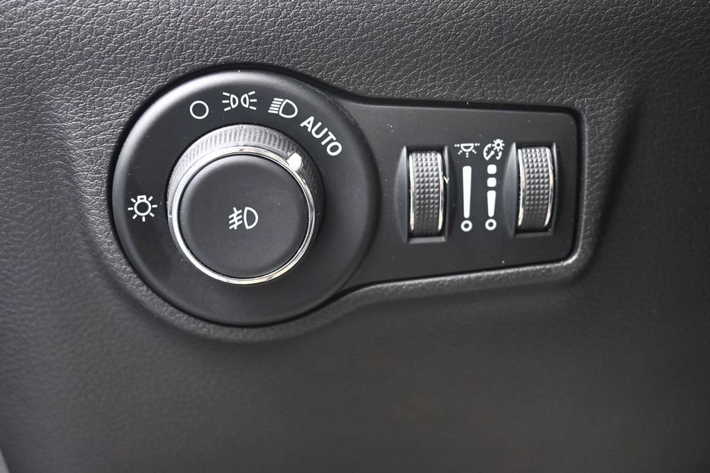 Used 2023 Jeep Compass Limited AWD/4WD image 18