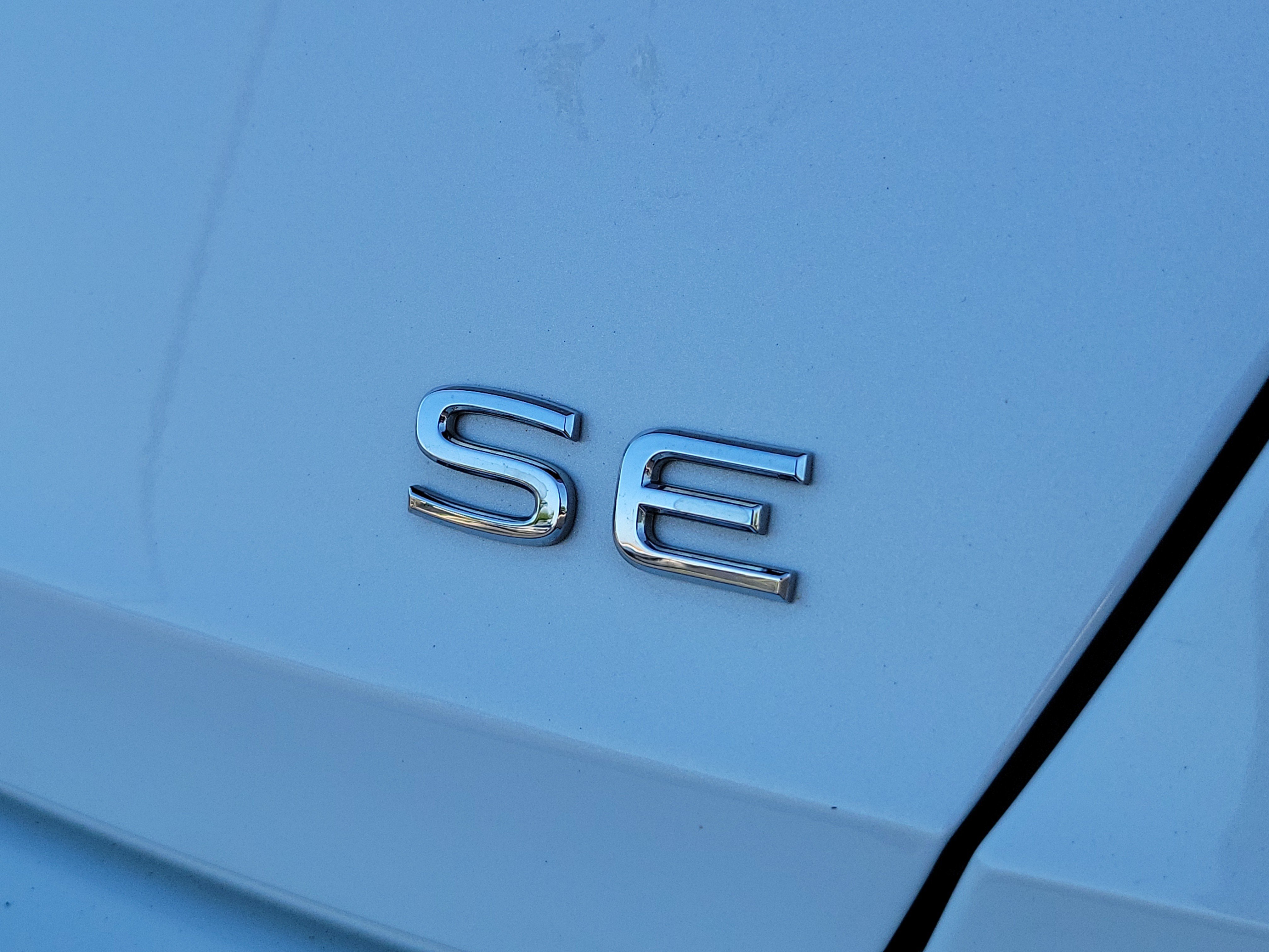 Used 2023 Volkswagen Jetta SE FWD image 31