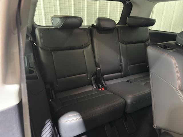 Certified 2025 Ford Expedition Active AWD/4WD image 29