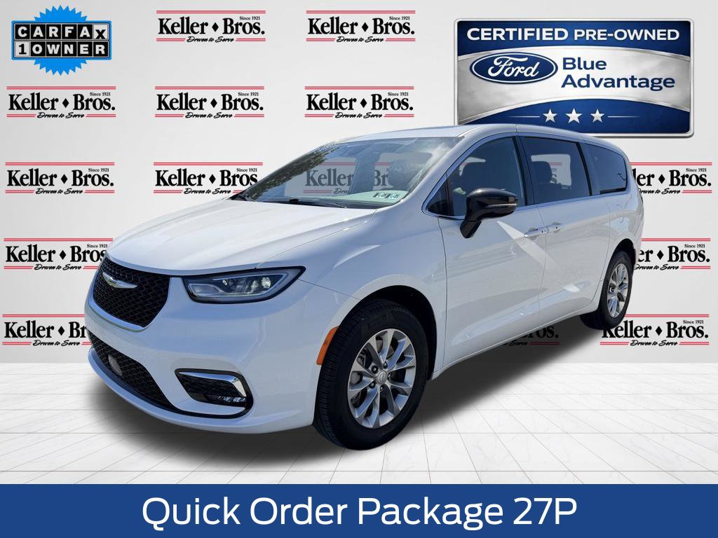 Used 2026 Chrysler Pacifica Limited AWD/4WD image 3