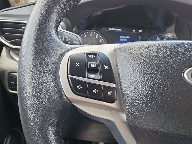 Certified 2023 Ford Explorer XLT w/ Equipment Group 202A RWD image 22