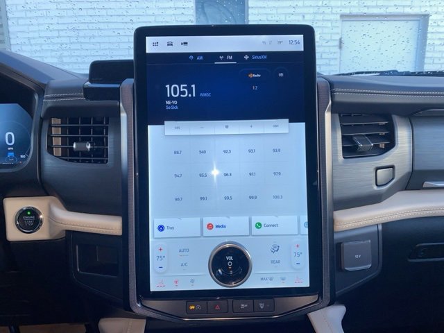 Certified 2022 Ford Expedition Platinum image 11