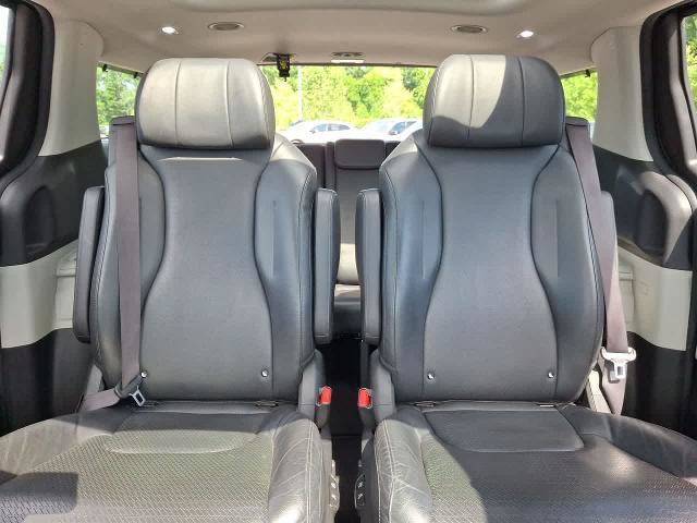 Used 2022 Kia Carnival SX Prestige FWD image 13
