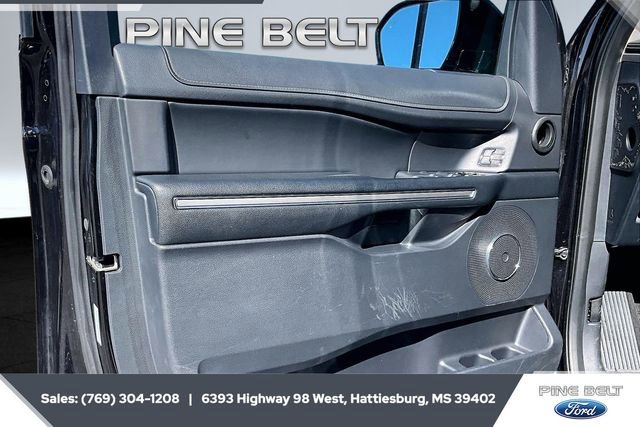 Certified 2024 Ford Expedition XLT image 17