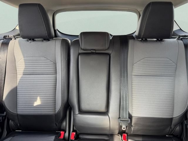 Certified 2018 Ford Escape SE w/ SE Sport Appearance Package AWD/4WD image 17