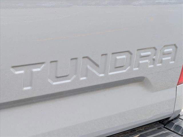 Used 2021 Toyota Tundra Limited w/ Limited Premium Package AWD/4WD image 15