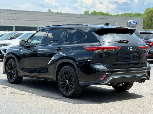 Used 2022 Toyota Highlander XSE image 8