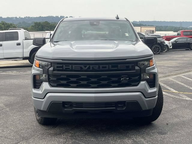 Used 2024 Chevrolet Silverado 1500 Custom w/ Turbomax Blackout Package RWD image 9