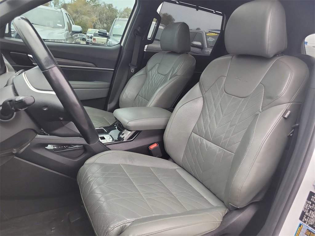 Used 2023 Kia Telluride SX X-Line image 16
