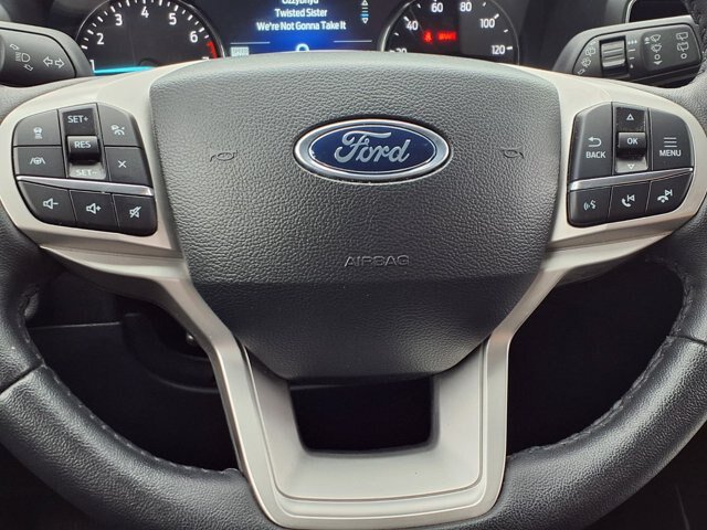 Certified 2024 Ford Explorer XLT w/ Equipment Group 202A AWD/4WD image 17