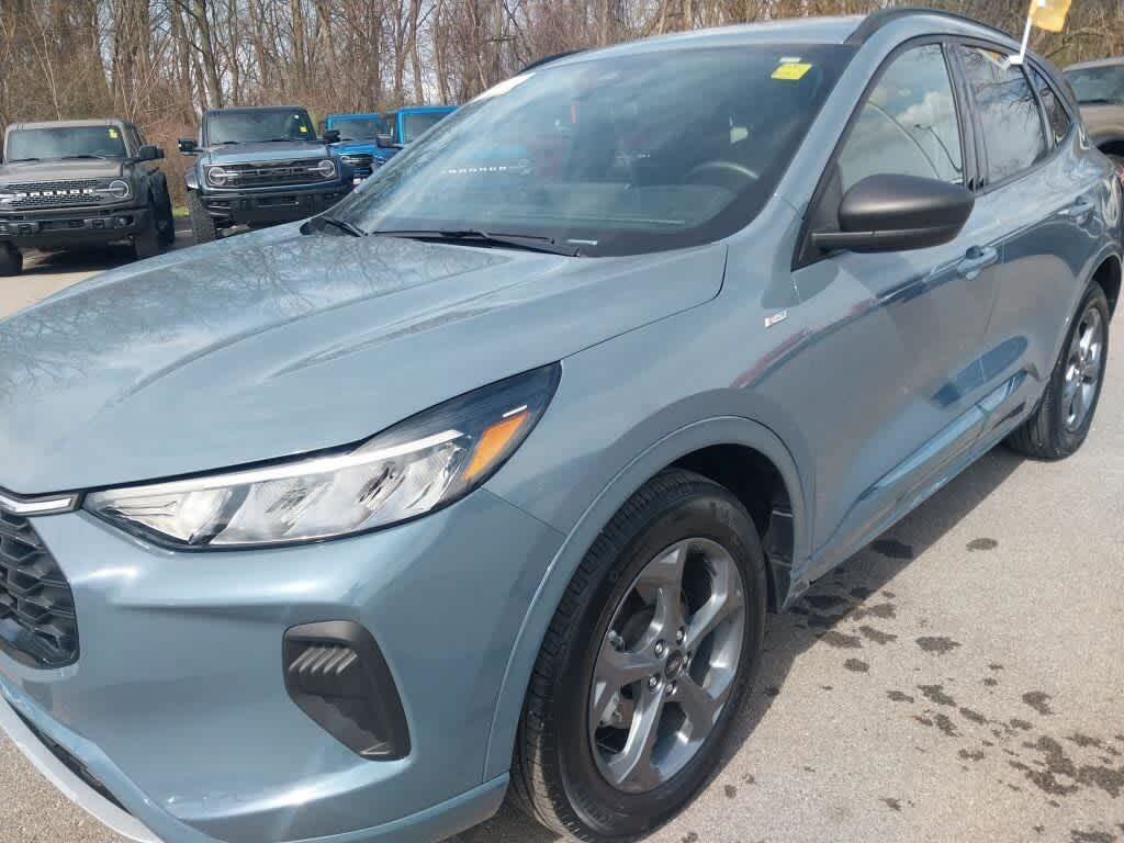 Certified 2023 Ford Escape ST-Line w/ Tech Pack #1 AWD/4WD image 26