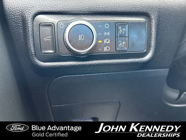 Certified 2022 Ford Explorer XLT w/ Equipment Group 202A AWD/4WD image 25