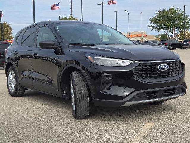 Certified 2025 Ford Escape Active FWD image 3