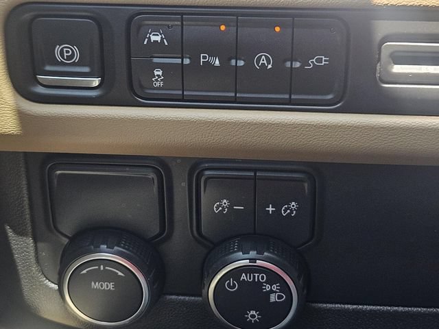 Used 2021 Chevrolet Tahoe Premier RWD image 39