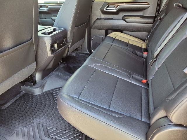 Used 2024 Chevrolet Silverado 1500 LT Trail Boss w/ Convenience Package II AWD/4WD image 12