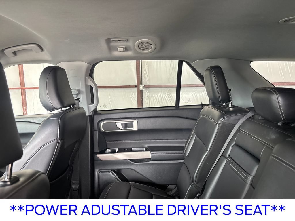Certified 2023 Ford Explorer XLT w/ Equipment Group 202A RWD image 17