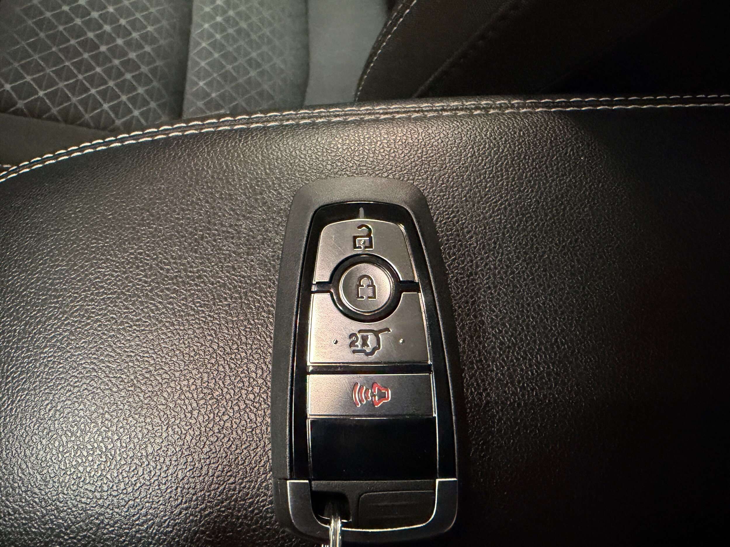 Certified 2025 Ford Escape Active AWD/4WD image 35