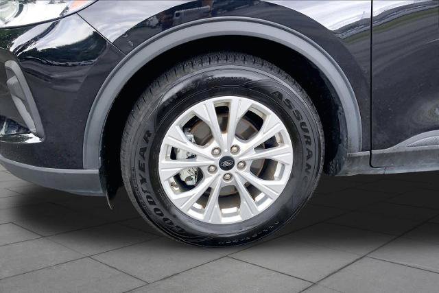 Certified 2024 Ford Escape Active FWD image 11