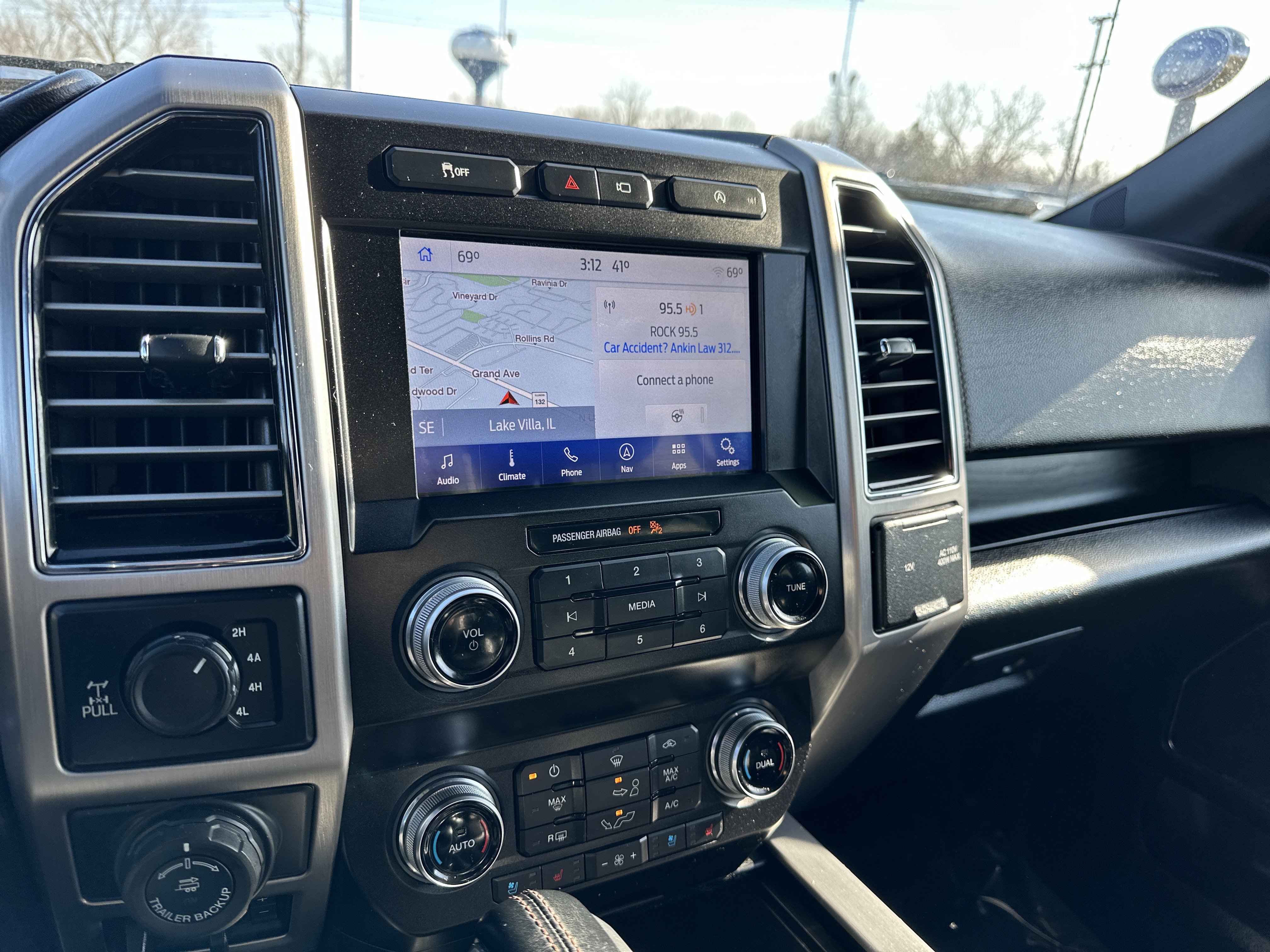 Certified 2020 Ford F150 Platinum w/ Equipment Group 701A Luxury AWD/4WD image 17