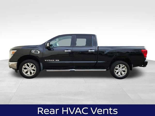 Used 2019 Nissan Titan SV w/ SV Convenience Package image 2