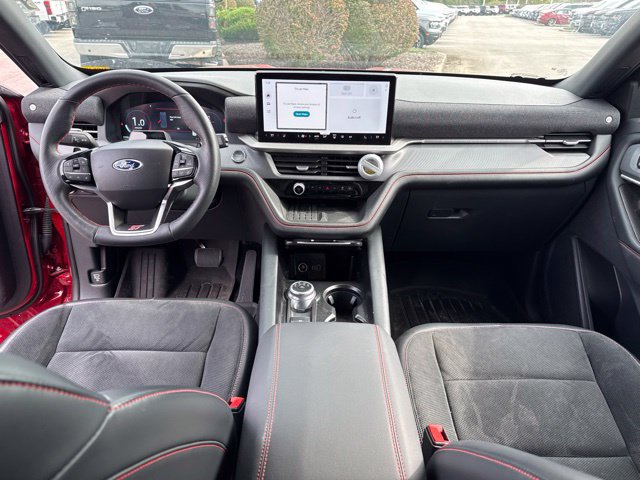 Certified 2025 Ford Explorer ST AWD/4WD image 24