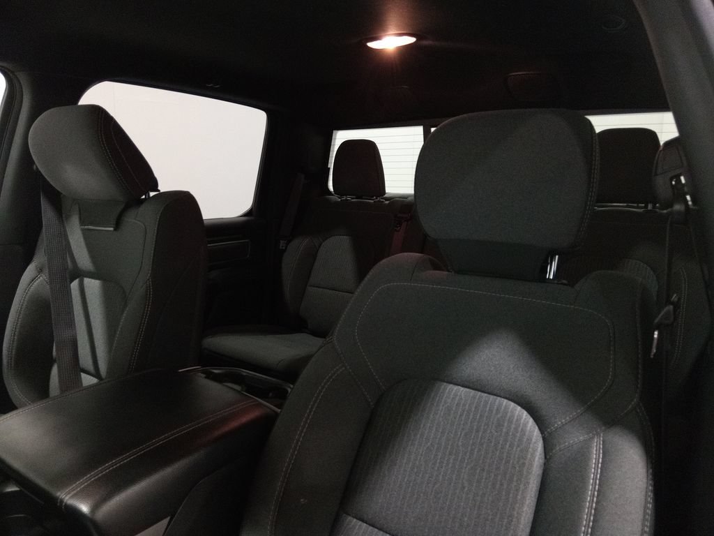 Used 2021 RAM 1500 Big Horn AWD/4WD image 16