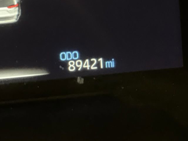 Used 2021 Toyota RAV4 Limited image 5