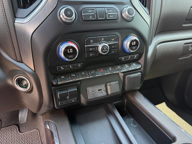 Used 2021 GMC Sierra 1500 Denali w/ Denali Ultimate Package AWD/4WD image 22