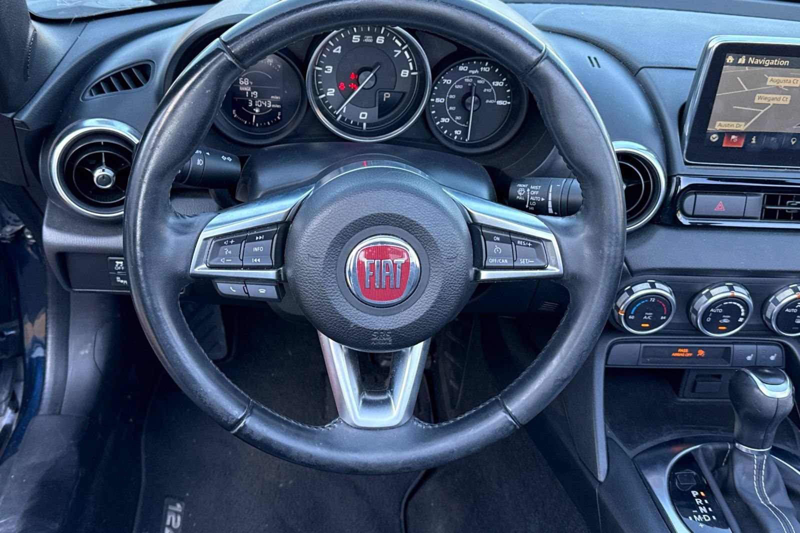 Used 2018 FIAT 124 Spider Lusso w/ Convenience Group RWD image 15