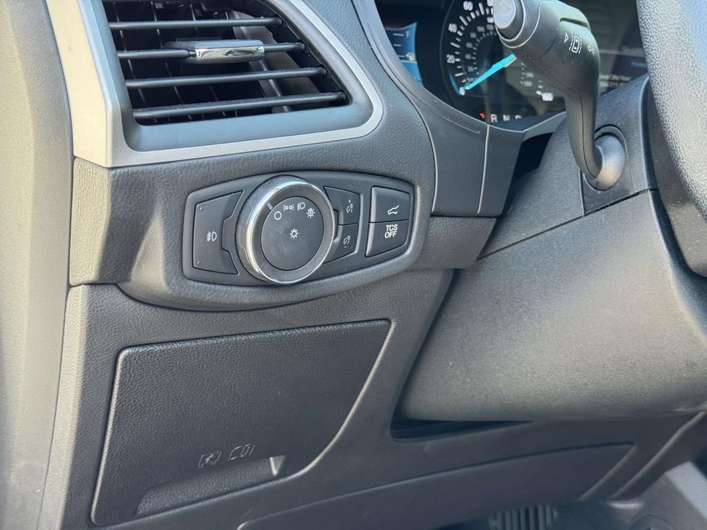 Certified 2022 Ford Edge SEL w/ Convenience Package AWD/4WD image 10