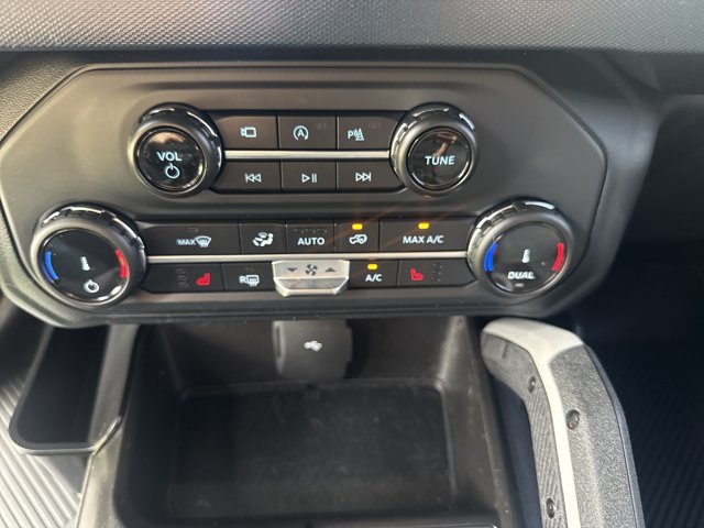 Certified 2022 Ford Bronco Outer Banks AWD/4WD image 27