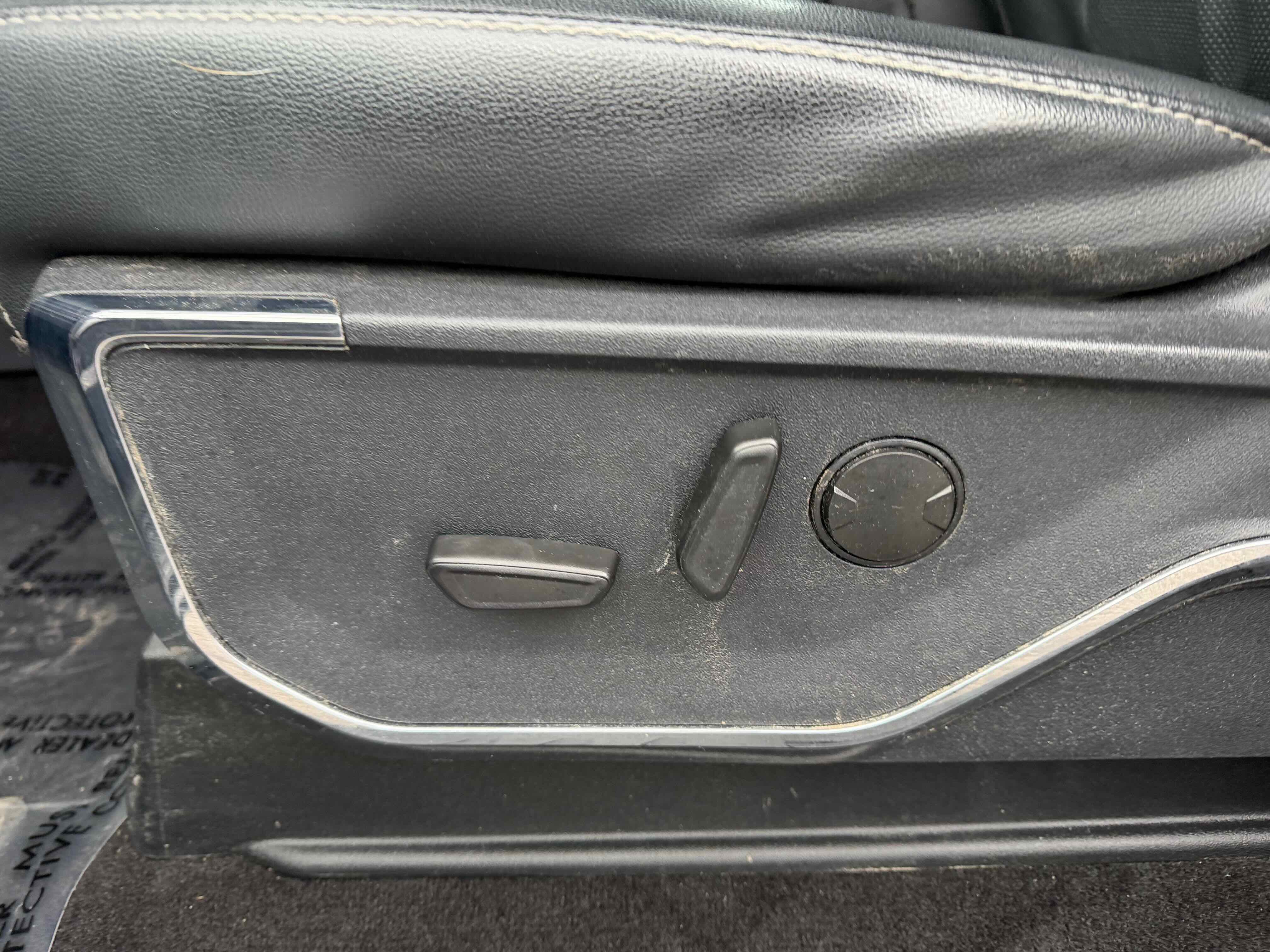 Certified 2022 Ford F150 Lariat w/ Max Trailer Tow Package image 17