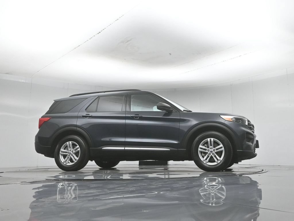 Certified 2023 Ford Explorer XLT RWD image 56