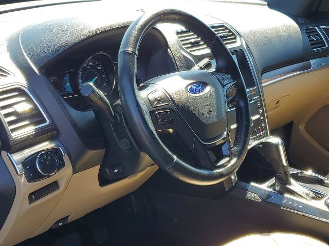 Certified 2017 Ford Explorer Limited AWD/4WD image 7