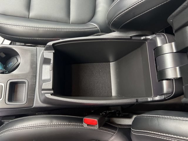 Certified 2023 Ford Escape Platinum AWD/4WD image 21