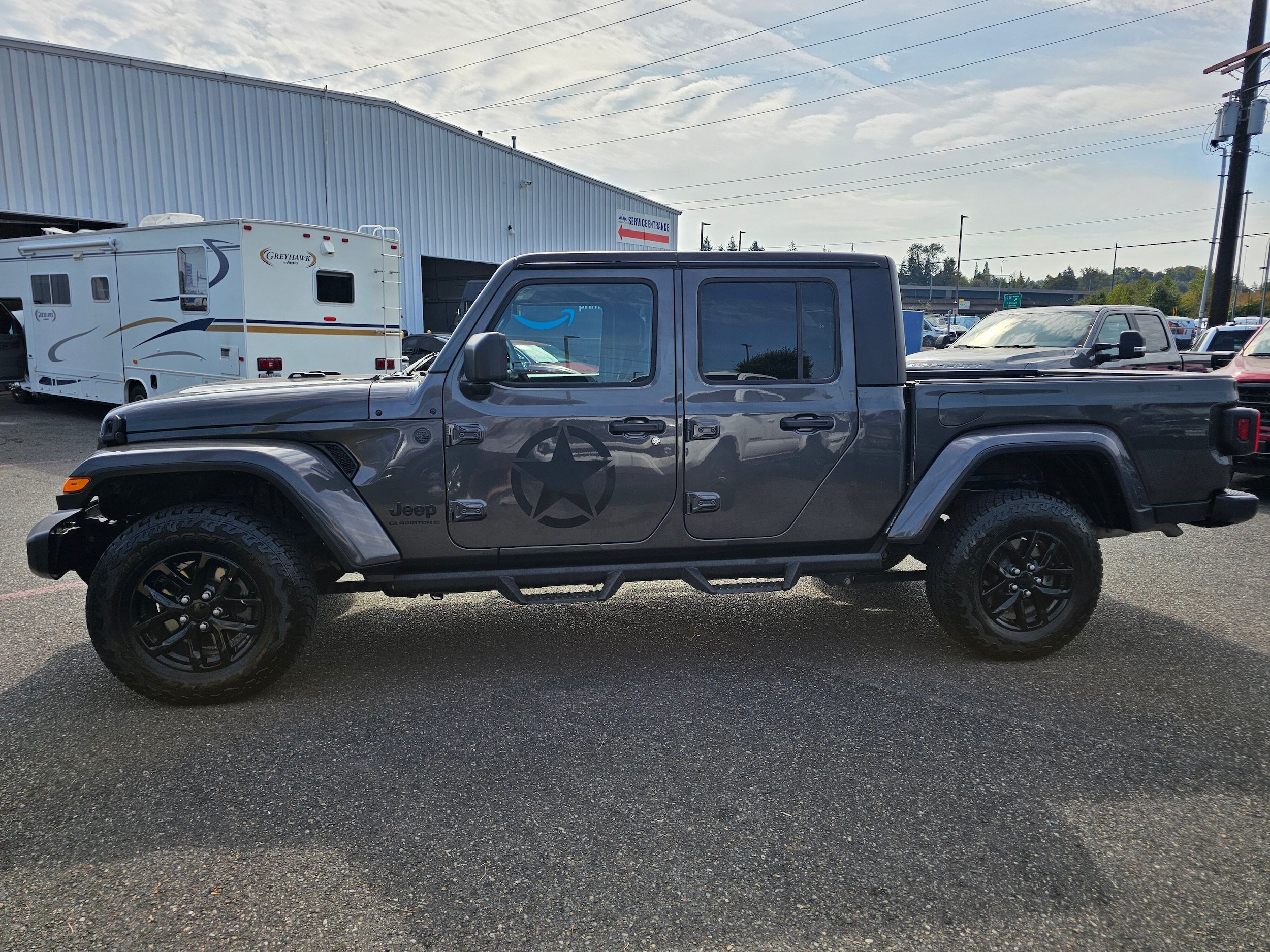 Used 2023 Jeep Gladiator Sport AWD/4WD image 8