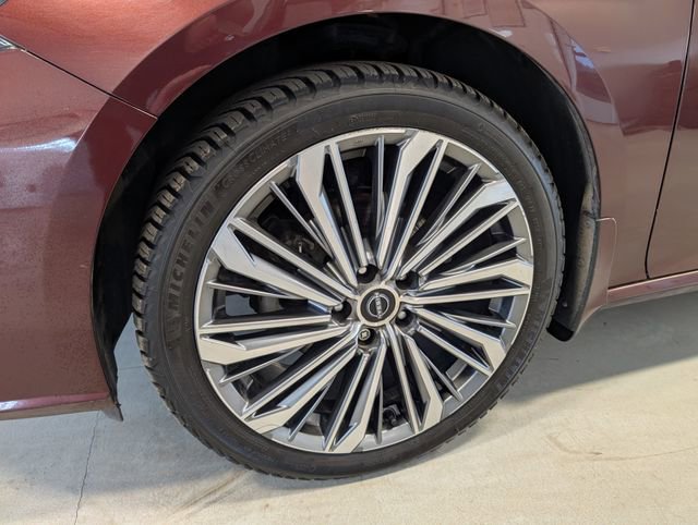 Used 2023 Nissan Altima 2.5 SL AWD/4WD image 9
