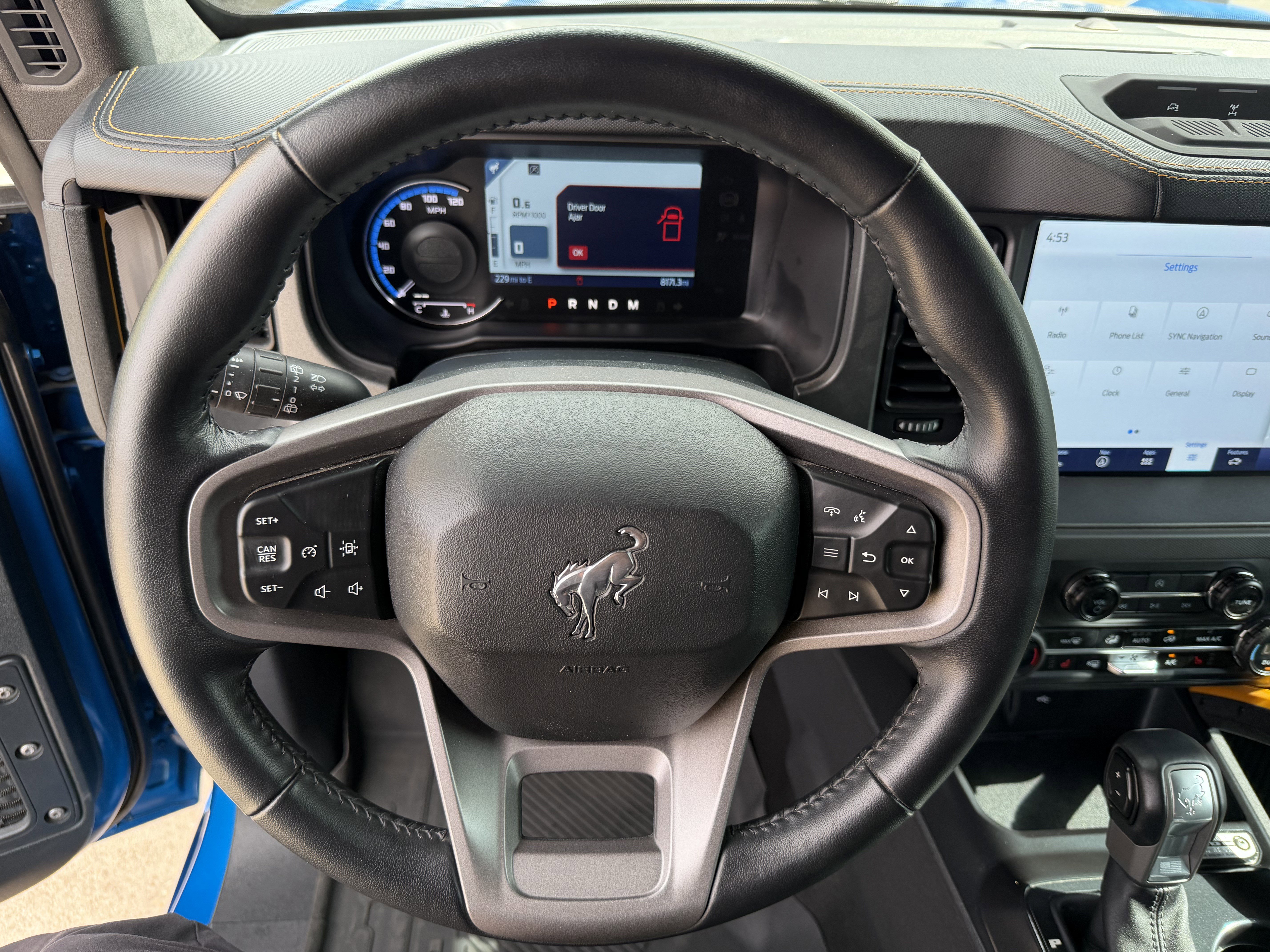 Certified 2024 Ford Bronco Badlands w/ Sasquatch Package AWD/4WD image 17
