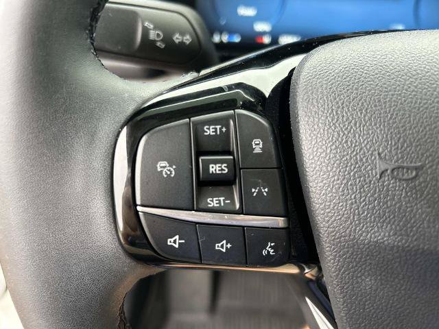 Certified 2024 Ford Escape SE w/ PHEV Premium Package FWD image 32